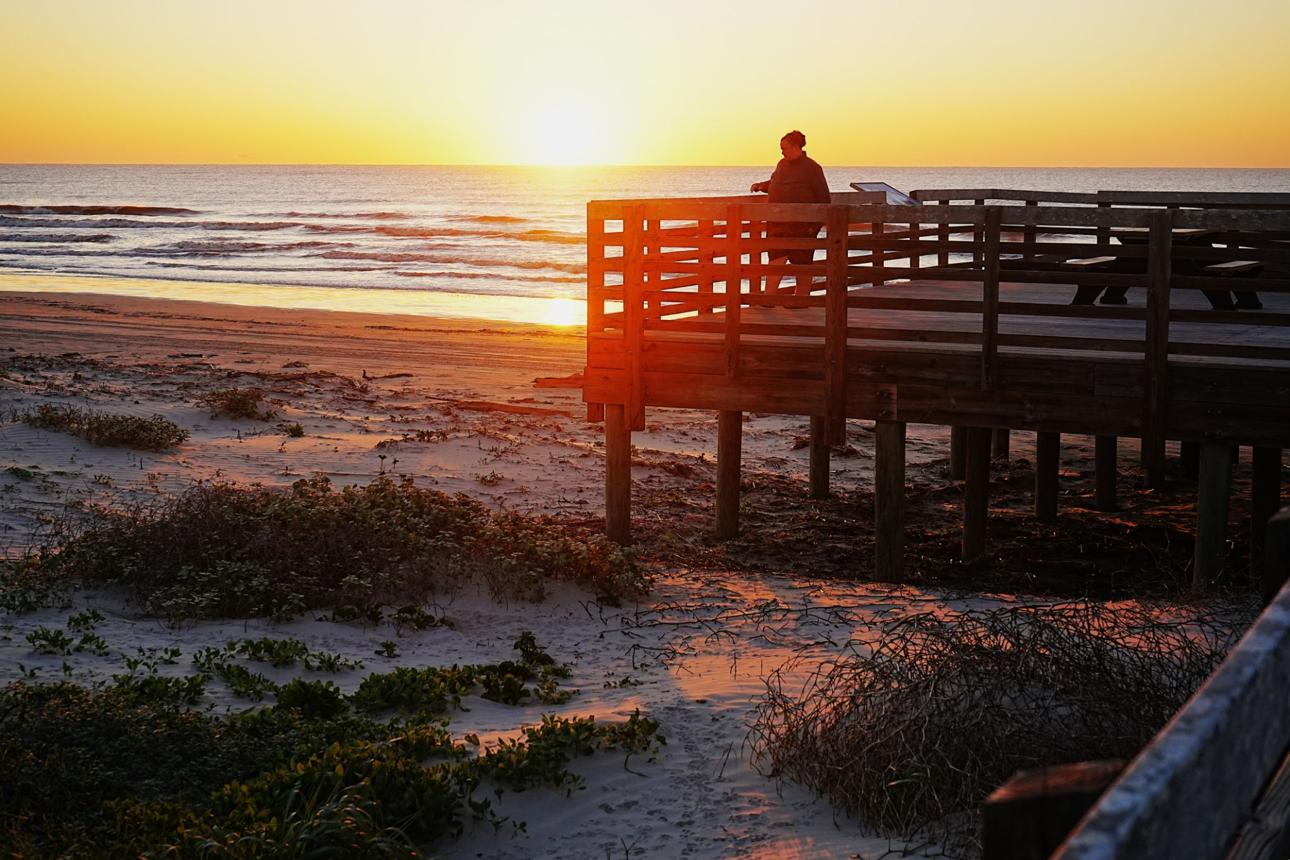 standing pier